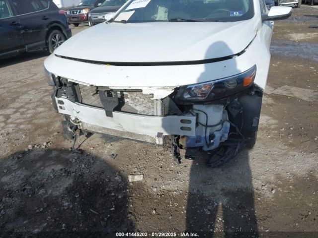 1G1ZD5ST5JF213064 Chevrolet MALIBU LT