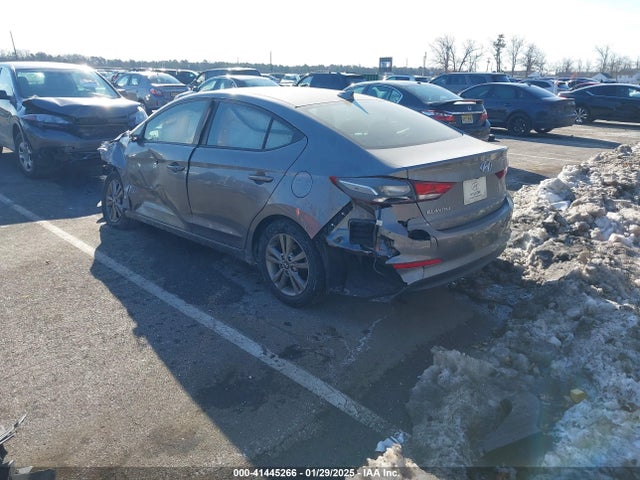 5NPD84LF5JH303099 Hyundai Elantra Value Edition