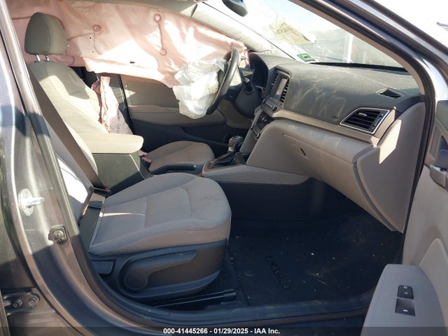 5NPD84LF5JH303099 Hyundai Elantra Value Edition