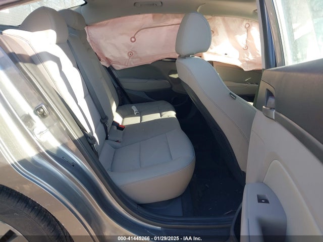 5NPD84LF5JH303099 Hyundai Elantra Value Edition