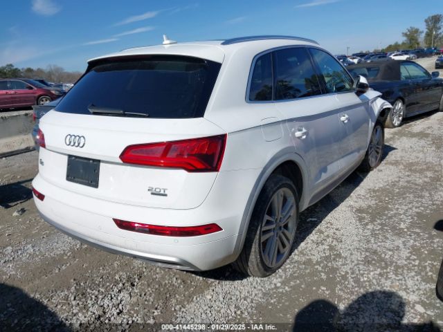 WA1BNAFY1J2103568 Audi Q5 2.0t Premium/2.0t Tech Premium