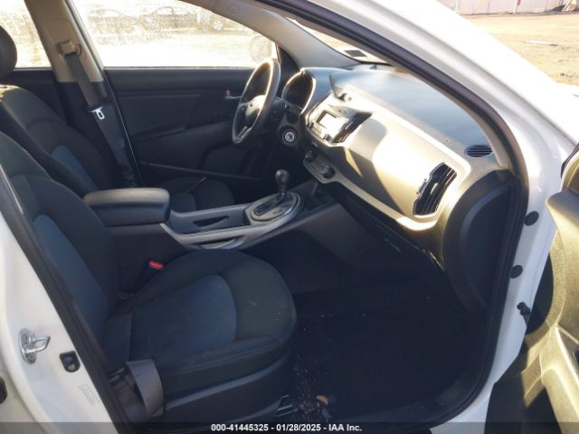 KNDPBCAC5G7853109 KIA Sportage Lx