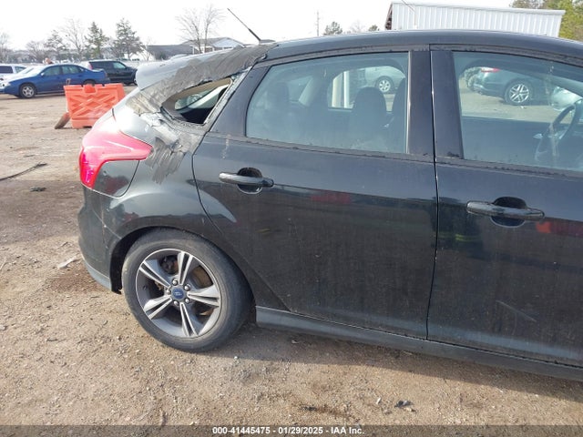Ford FOCUS SE 2014 1FADP3K26EL280869 Image 6