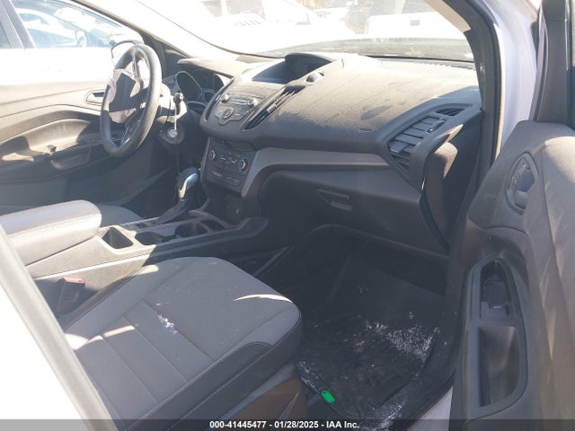 Ford ESCAPE S 2019 1FMCU0F76KUB11066 Image 5