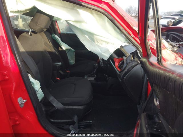 ZACNJDB14NPN82389 Jeep Renegade (red) Edition 4x4