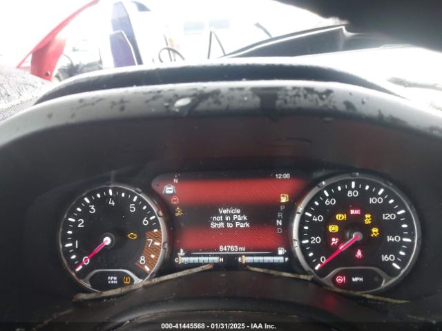 ZACNJDB14NPN82389 Jeep Renegade (red) Edition 4x4