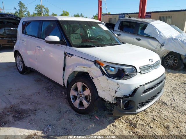 KIA Soul 2017 KNDJN2A27H7501715 Image 1