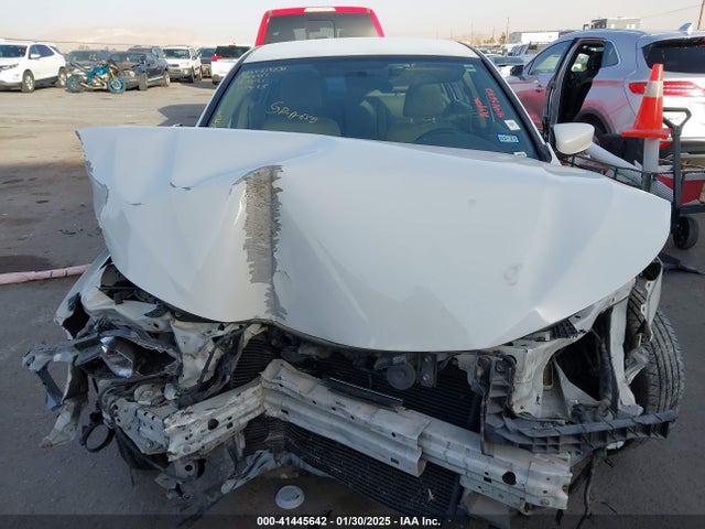 1HGCR2F30HA111932 Honda ACCORD LX