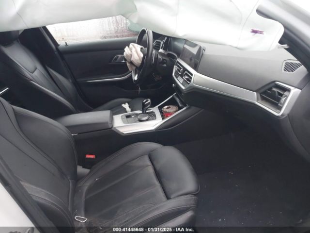 3MW5R7J06N8C33023 BMW 330i Xdrive