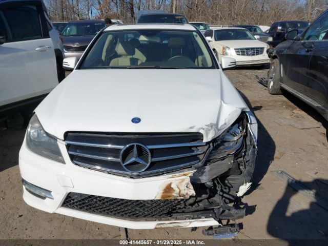 WDDGF4HB3EA963847 Mercedes-Benz C 250 Luxury/sport