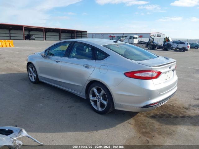 3FA6P0H77ER388512 Ford FUSION SE