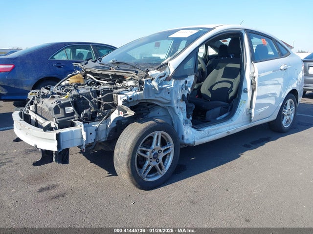 Ford FIESTA SE 2017 3FADP4BJ6HM129062 Image 2
