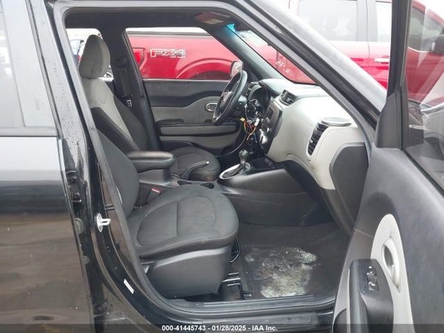 KIA Soul 2014 KNDJN2A29E7090152 Image 5
