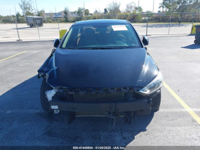 5NPD84LF1JH293137 Hyundai ELANTRA SEL