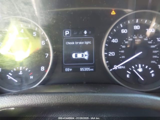 5NPD84LF1JH293137 Hyundai ELANTRA SEL