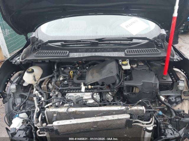 1FMCU0HD1KUA95524 Ford ESCAPE SEL