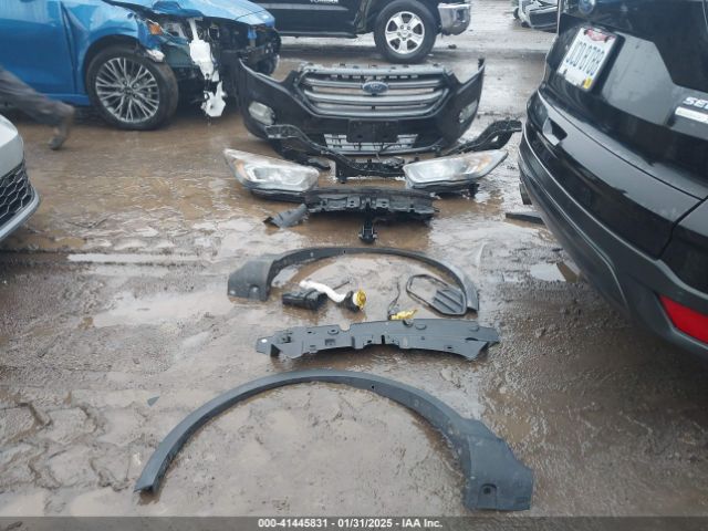 1FMCU0HD1KUA95524 Ford ESCAPE SEL