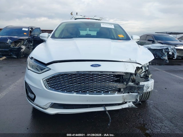 Ford Fusion Hybrid Titanium 2019 3FA6P0RU9KR209287 Image 12