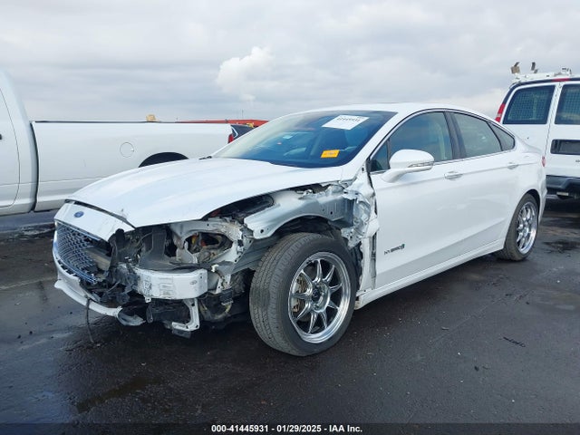 Ford Fusion Hybrid Titanium 2019 3FA6P0RU9KR209287 Image 6