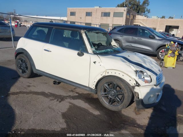 2013 MINI HARDTOP WMWSU3C59DT686286 Photo 0