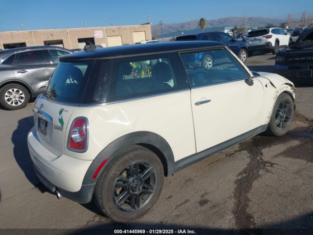 2013 MINI HARDTOP WMWSU3C59DT686286 Photo 3