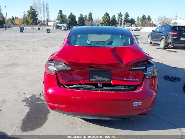 5YJ3E1EB2KF390909 Tesla MODEL 3