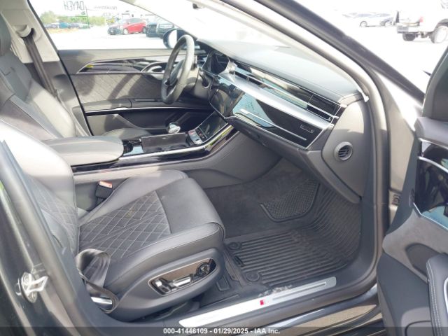 2023 AUDI S8 WAULSAF81PN014803 Photo 4