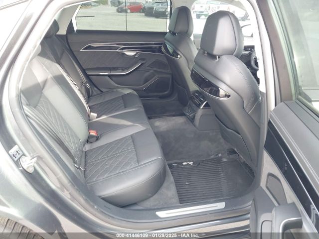 2023 AUDI S8 WAULSAF81PN014803 Photo 7