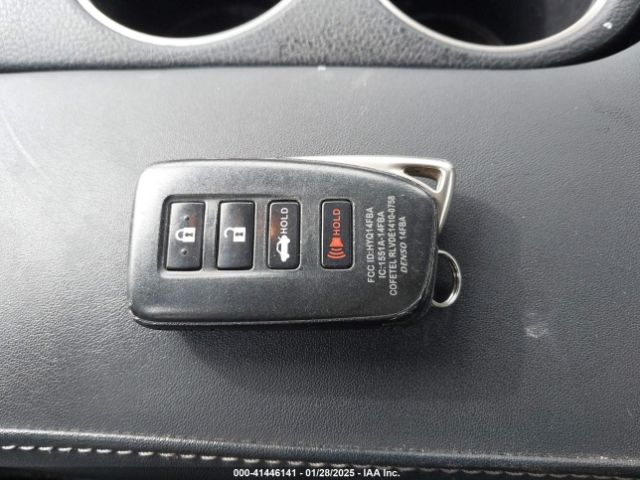 JTHCM1D2XG5002224 Lexus IS 300