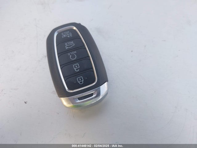 5NPLS4AG9PH093043 Hyundai ELANTRA SEL