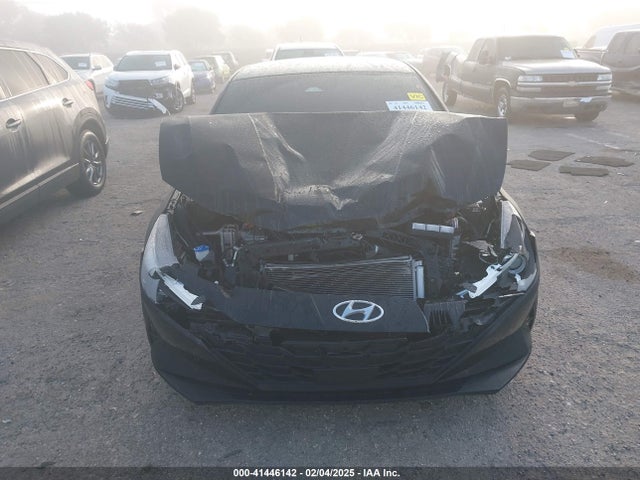 5NPLS4AG9PH093043 Hyundai ELANTRA SEL