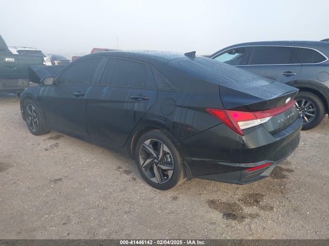 5NPLS4AG9PH093043 Hyundai ELANTRA SEL