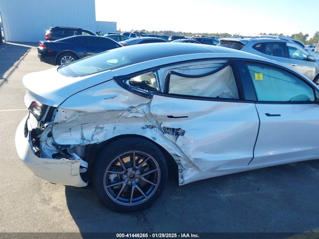 2023 TESLA MODEL 3 5YJ3E1EB7PF634982 Photo 5