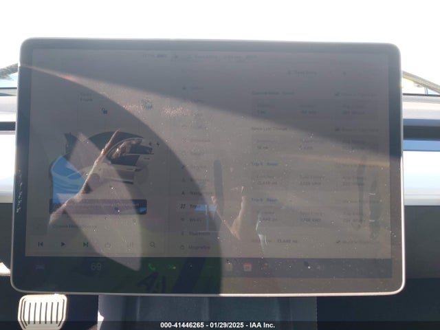 2023 TESLA MODEL 3 5YJ3E1EB7PF634982 Photo 6