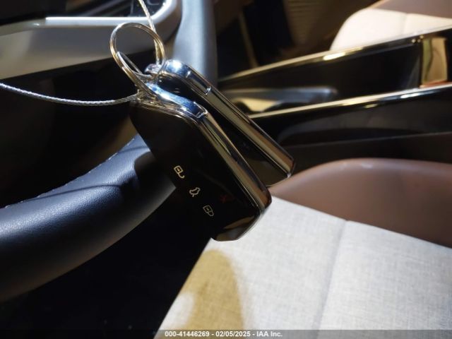 1V2DNPE84PC038042 Volkswagen Id.4 Awd Pro