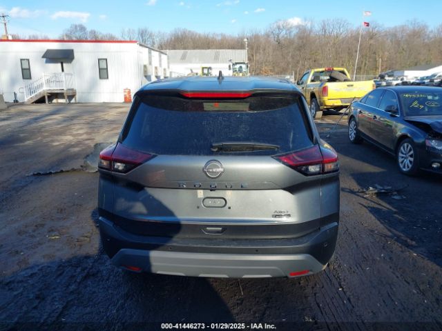 5N1BT3AB0PC932141 Nissan Rogue S Intelligent Awd