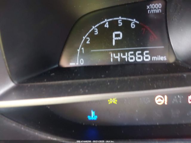 3MYDLBYV0KY517300 Toyota Yaris L/le/xle