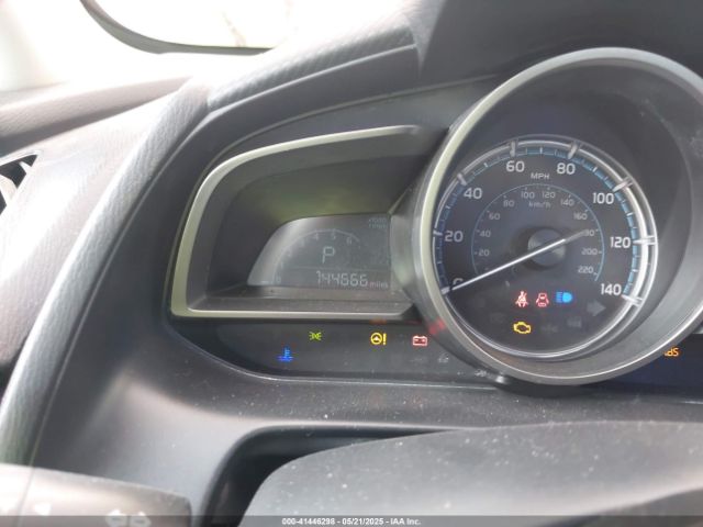 3MYDLBYV0KY517300 Toyota Yaris L/le/xle