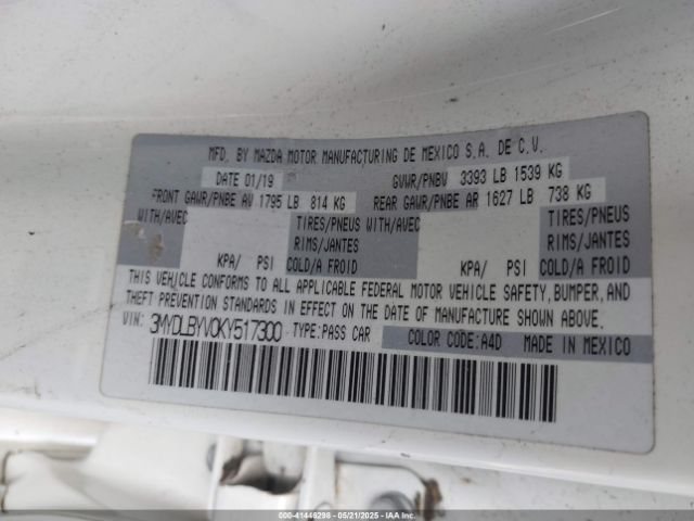 3MYDLBYV0KY517300 Toyota Yaris L/le/xle