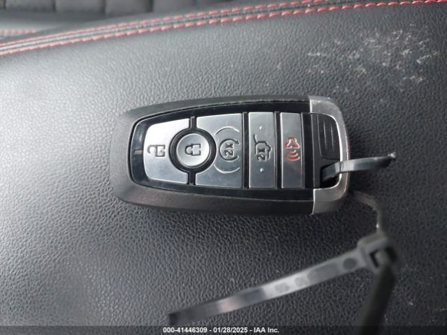 1FMCU9H95NUB71380 Ford ESCAPE SEL