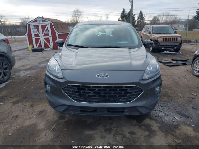 1FMCU9H95NUB71380 Ford ESCAPE SEL