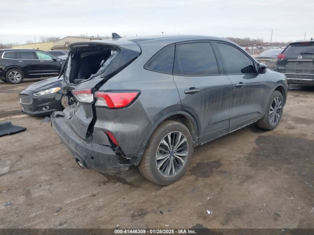 1FMCU9H95NUB71380 Ford ESCAPE SEL