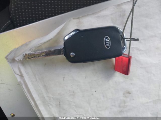 3KPF24AD8LE159406 KIA Forte Lxs