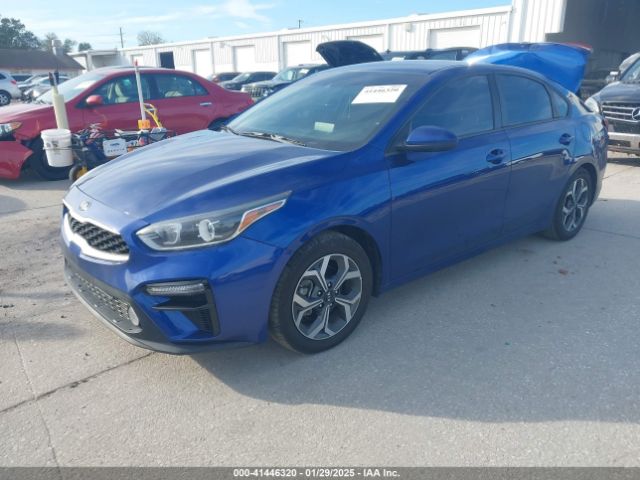 3KPF24AD8LE159406 KIA Forte Lxs
