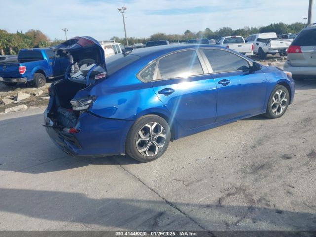 3KPF24AD8LE159406 KIA Forte Lxs
