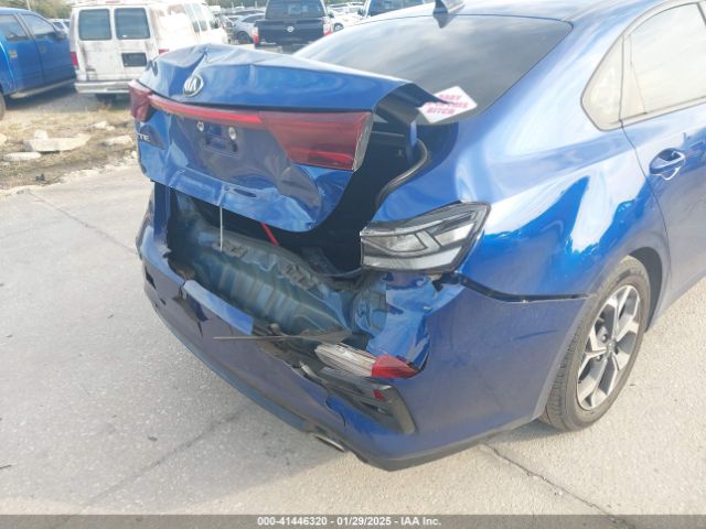 3KPF24AD8LE159406 KIA Forte Lxs