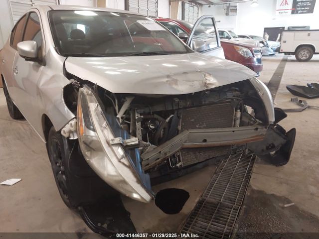 3N1CN7APXJL876410 Nissan Versa 1.6 Sv