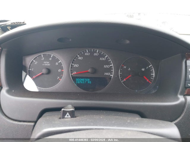 41446393 :رقم المزاد ، 2G1WC5EM5B1165987 vin ، 2011 Chevrolet Impala Ltz مزاد بيع