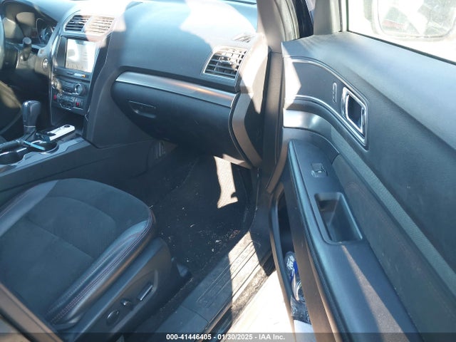 Ford EXPLORER XLT 2018 1FM5K8DH8JGC34907 Image 5