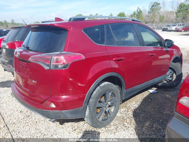 JTMWFREVXJD117418 Toyota Rav4 Adventure/xle